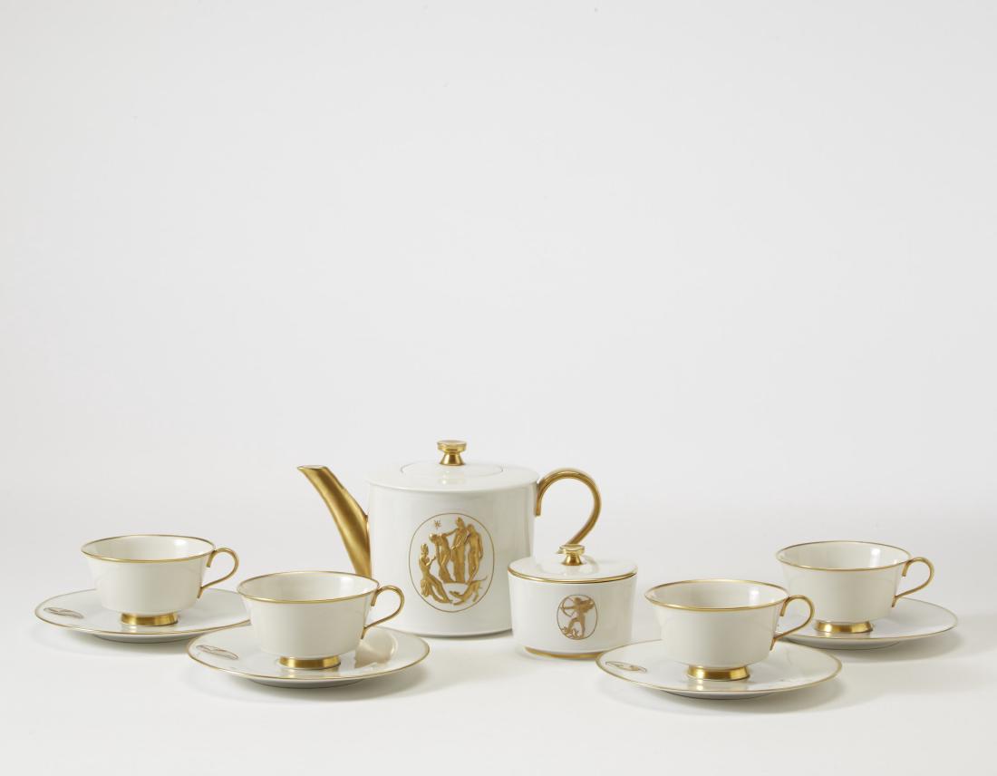 Arrigo Finzi - Porcelain set comprising a tea pot, four (1 of 1)