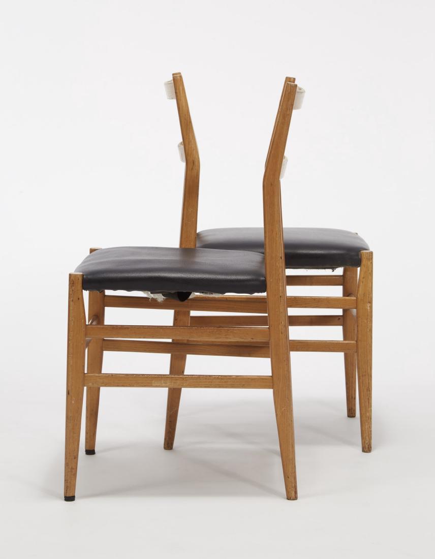 Gio Ponti -  A pair of "646 Leggera" chairs. Produced (1 of 1)