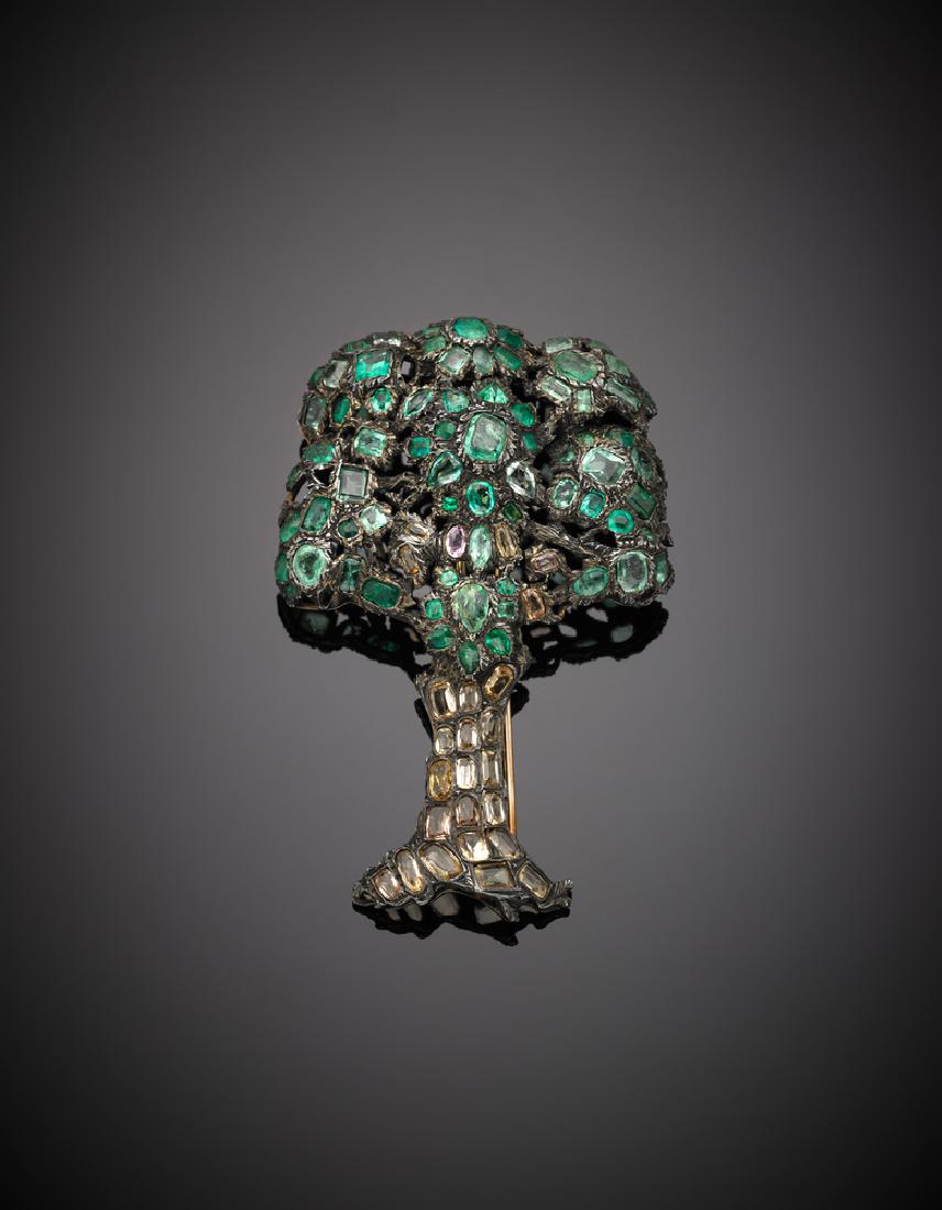 Broche a guisa di albero, in argento con chiusura in (1 of 1)