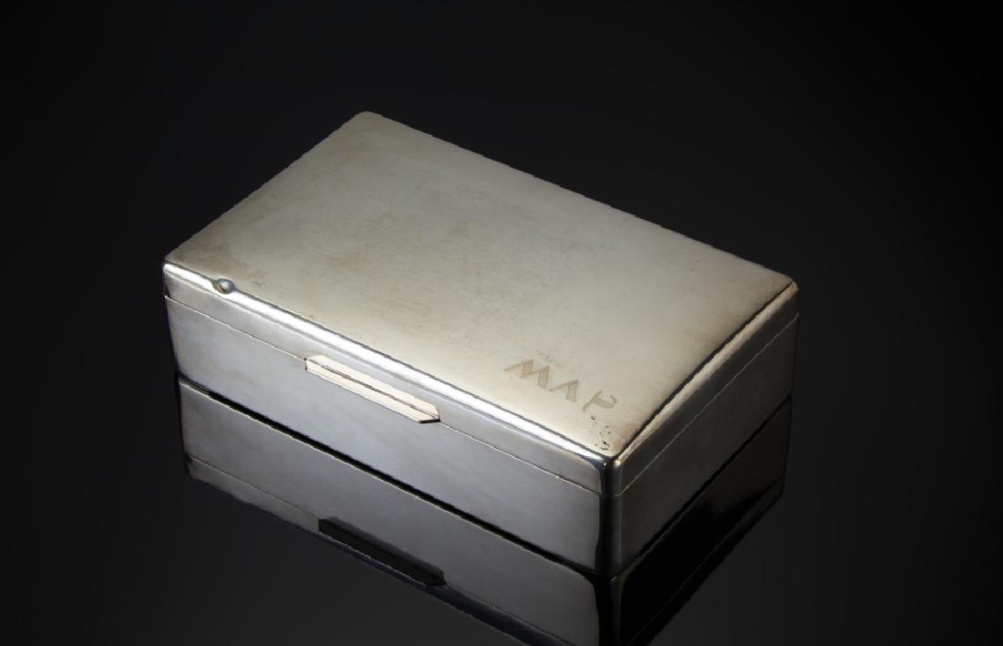 Scatola porta sigarette in argento a corpo liscio (1 of 1)