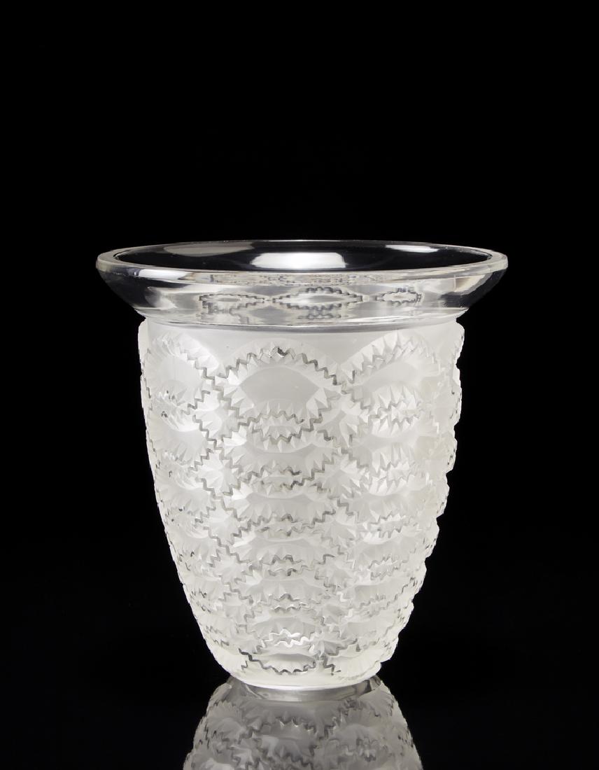 René Lalique (1860 - 1945) Vaso modello "Guirlandes" in (1 of 1)