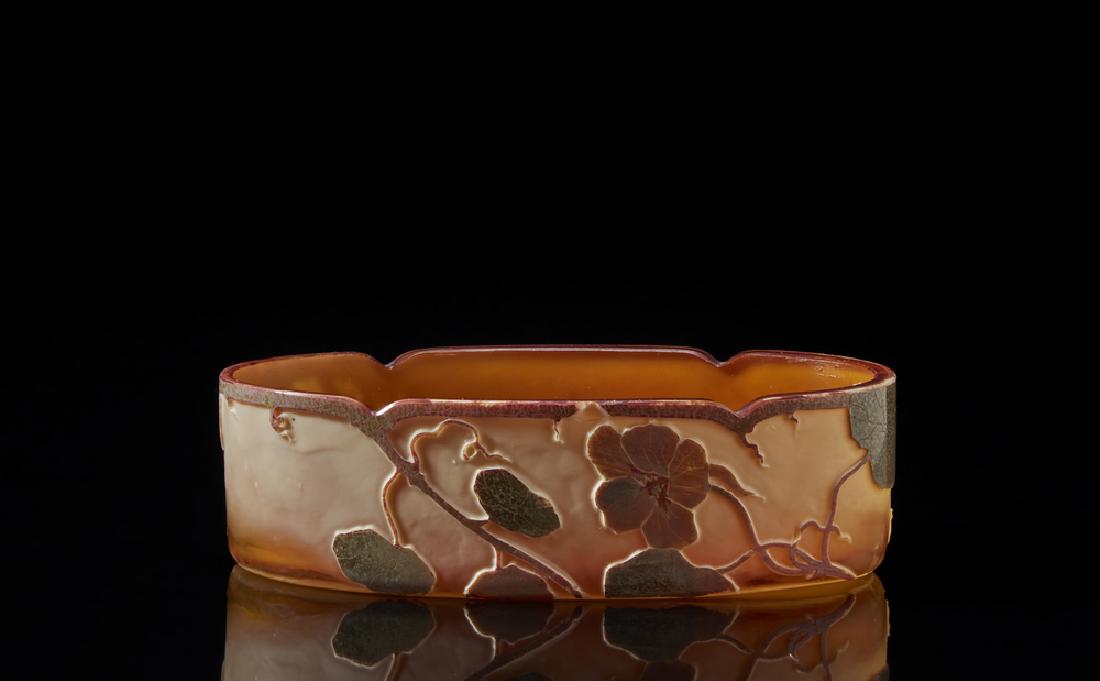 Legras, Francia  Centrotavola in vetro a cammeo inciso (1 of 1)