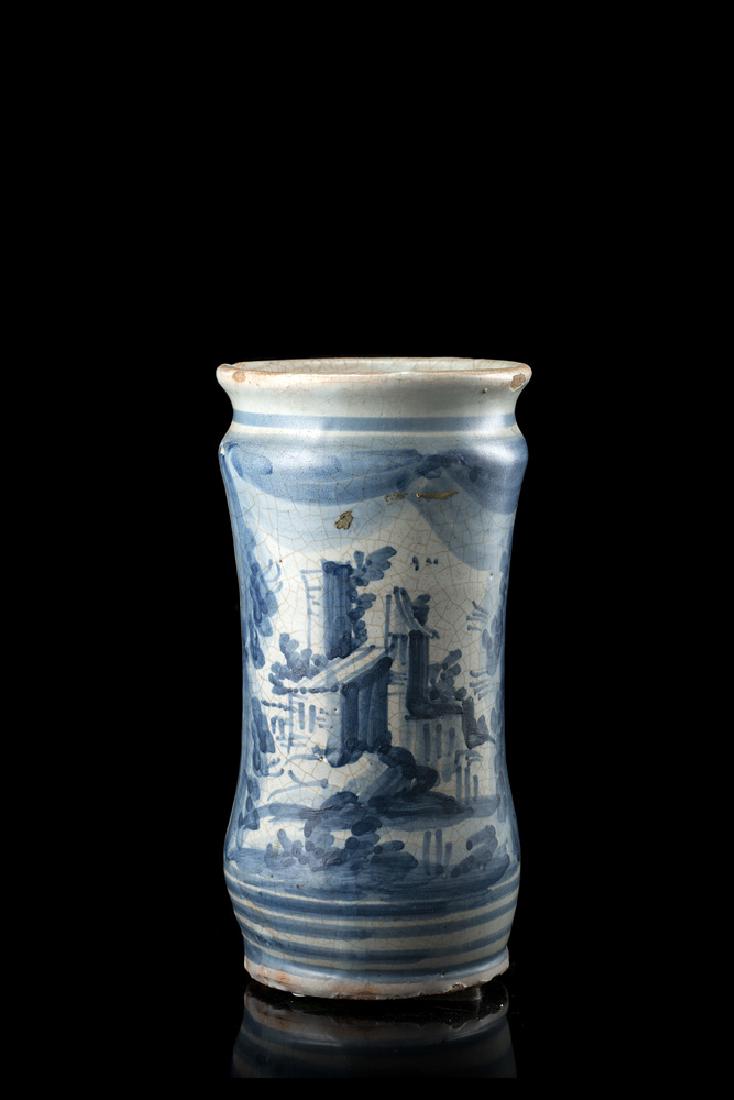 Albarello in maiolica a rocchetto di forma alta e (1 of 1)