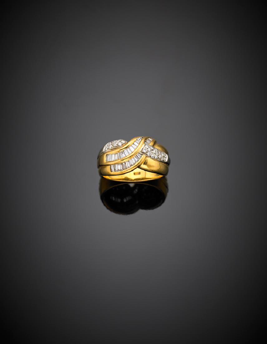 Anello in oro giallo con diamanti baguette e rotondi, g (1 of 1)