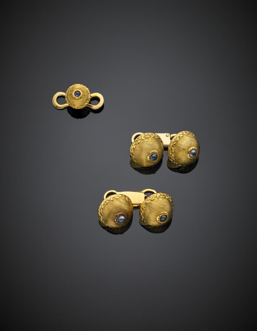 Yellow chiselled gold and blue cabochon gem cufflinks (1 of 1)