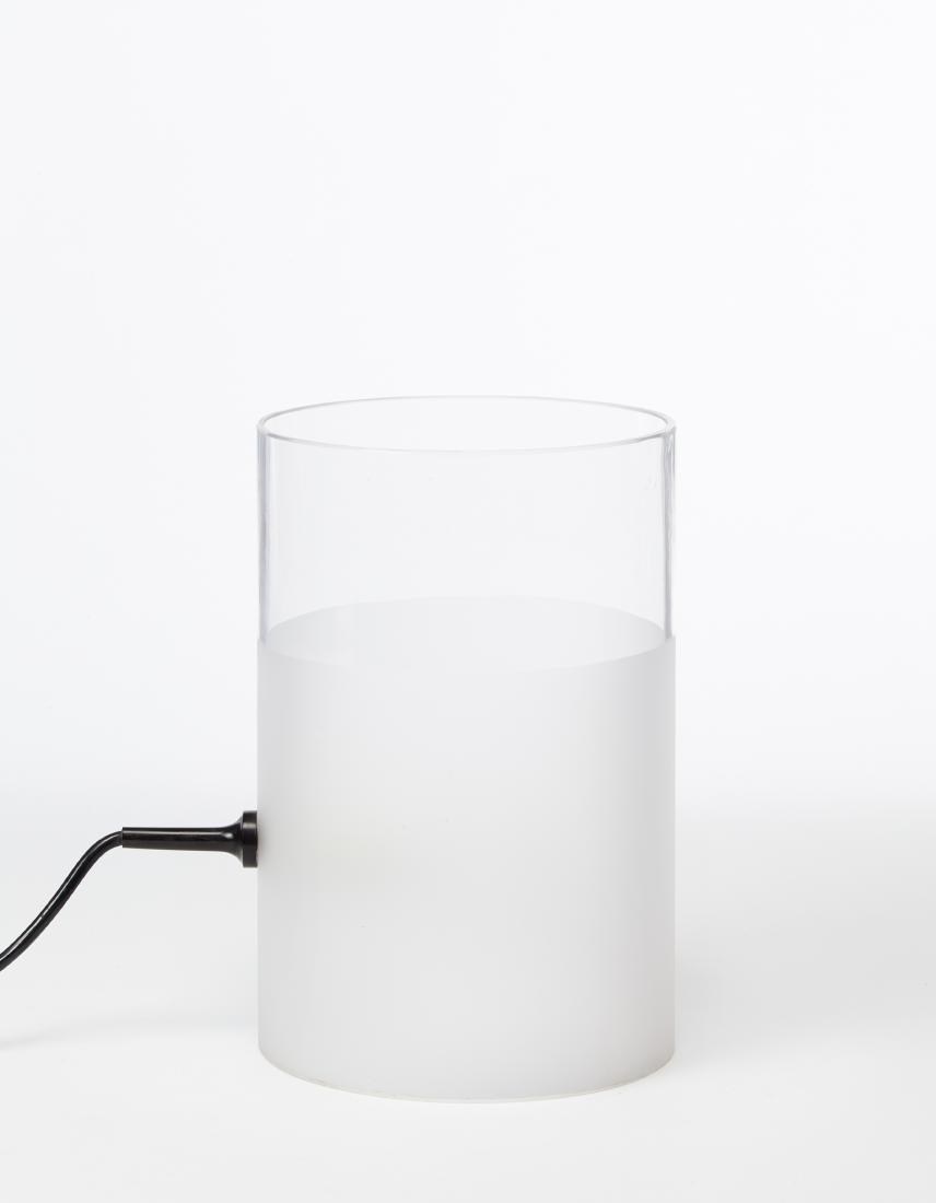 Guido Rosati Lampada da tavolo cilindrica modello: Guido Rosati Cylindrical table lamp model "Fatua". Produced by Fontana Arte, Milan, 1972ca. Colorless glass partially acidato on the external surface. (h 27 cm.; d 17.5 cm.) (slight defects)Lampada da