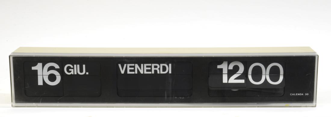 Gino Valle (Udine 1923 - Udine 2003)Orologio datario: Gino Valle (Udine 1923 - Udine 2003)Clock calendar model "Caleda 30". Produced by Boselli, Milan, 1970s. (67x12x13 cm.) (slight defects)Orologio datario modello "Caleda 30". Produzione Boselli, Milano