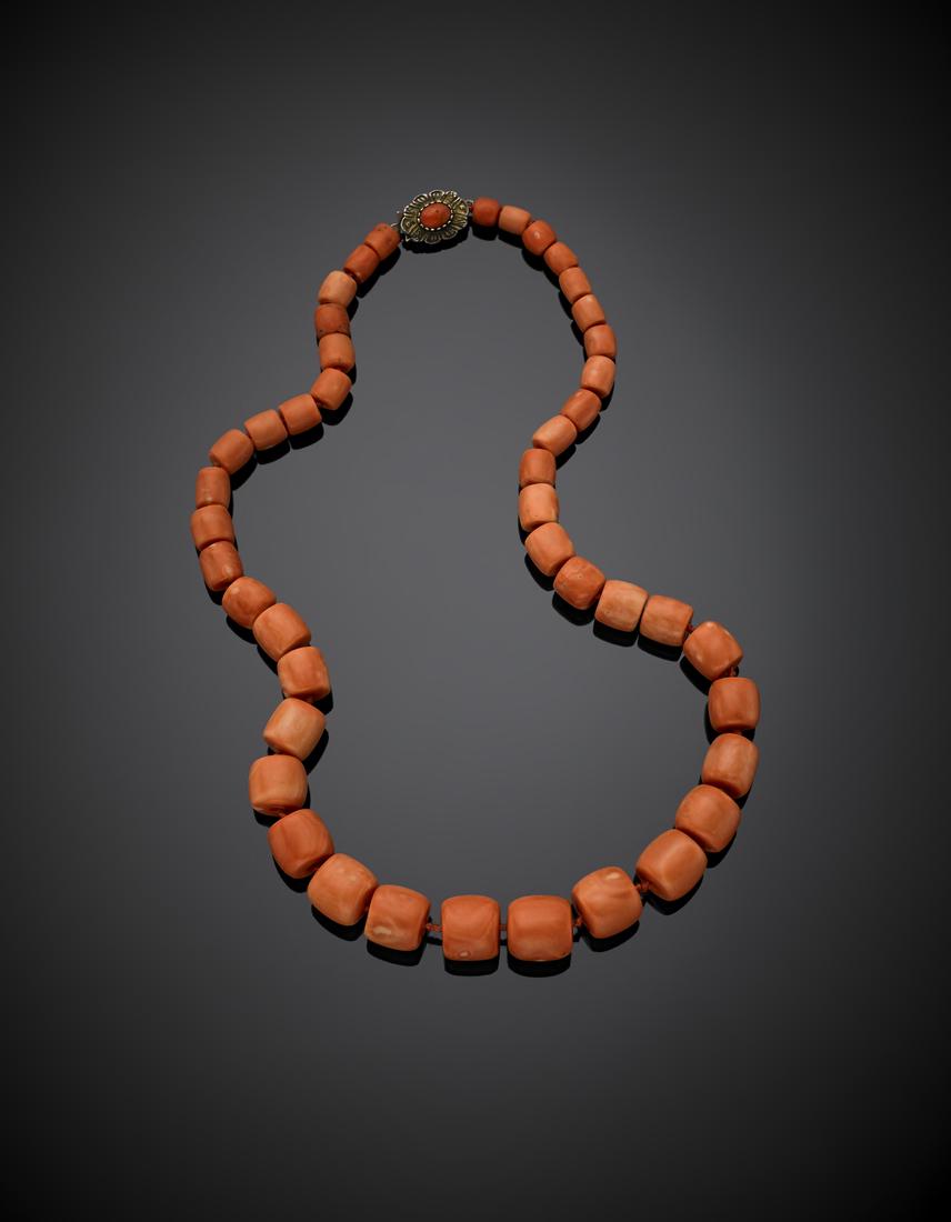 Orange coral graduated bead necklace with silver gilt (1 of 1)
