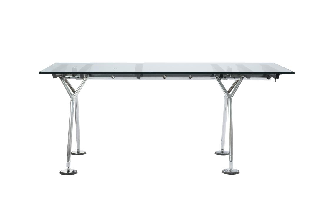 Norman Foster (Stockport 1935) Desk model "Nomos". (1 of 1)