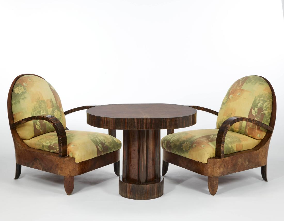 Giovanni Guerrini (Imola 1887 - Roma 1972) Living room: Giovanni Guerrini (Imola 1887 - Roma 1972) Living room with two armchairs, a table in solid wood and veneered in briar and zebrano. Padded seats and backrests upholstered in original fabric of the per