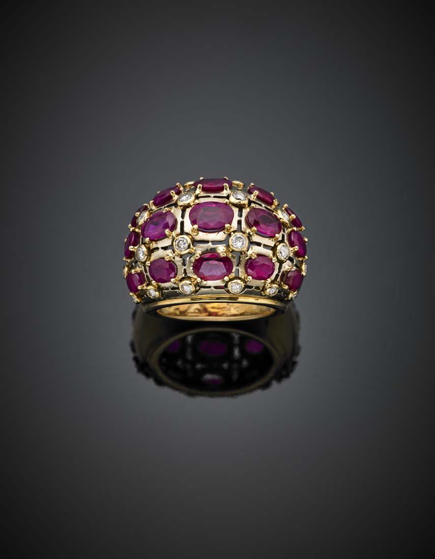 Oval in all ct. 6 circa ruby and round in all ct. 0.40: Oval in all ct. 6 circa ruby and round in all ct. 0.40 circa diamonds yellow gold dome ring, g 19.38 size 16/56. IT Anello in oro giallo rifinito con diamanti per complessivi ct. 0,40 circa e rubini p