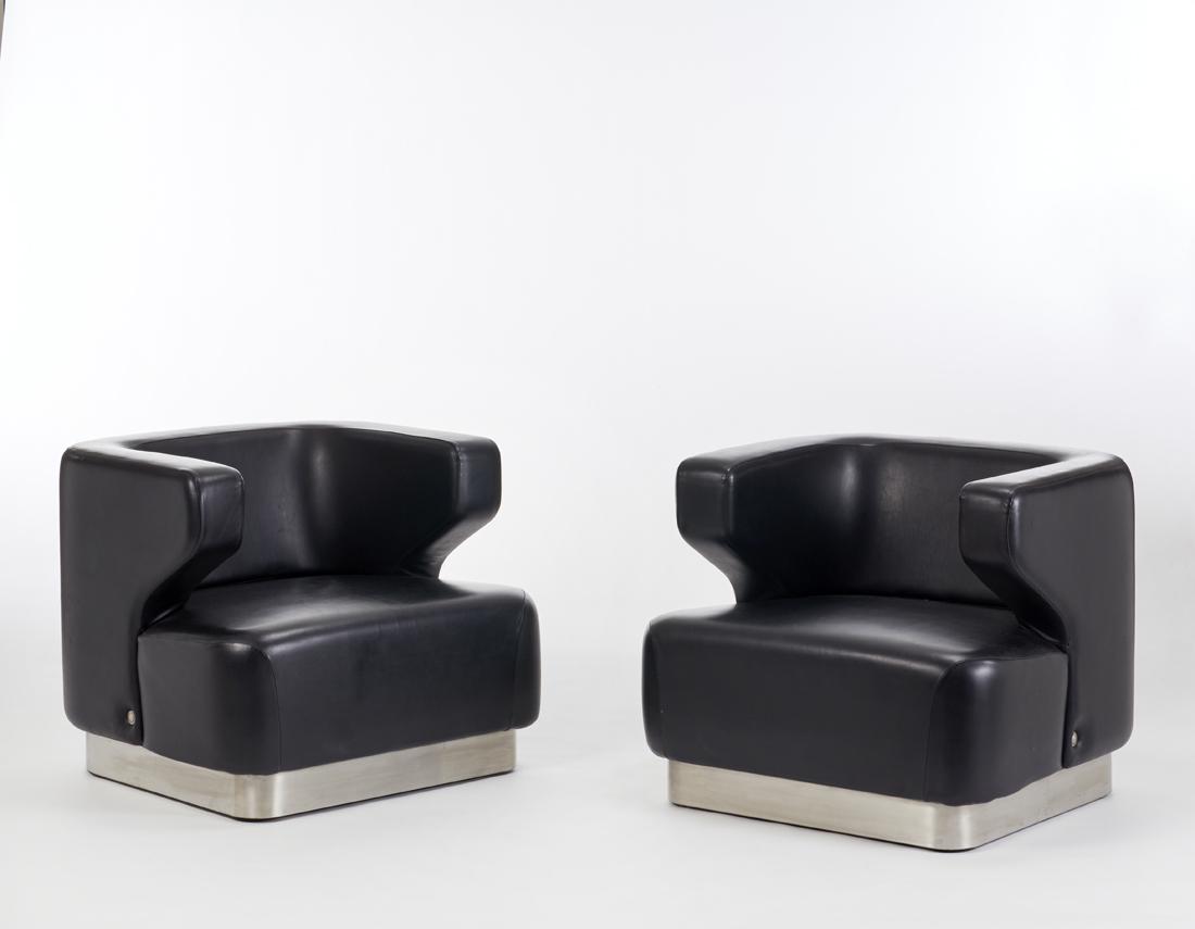 Gianni Moscatelli (1930) Pair of rare wheelchairs model: Gianni Moscatelli (1930) Pair of rare wheelchairs model "Cheval". Produced by Formanova, Meda, 1970s. Metal frame, foam rubber padding, black leather upholstery, AISI steel straps. Bearing the manufac