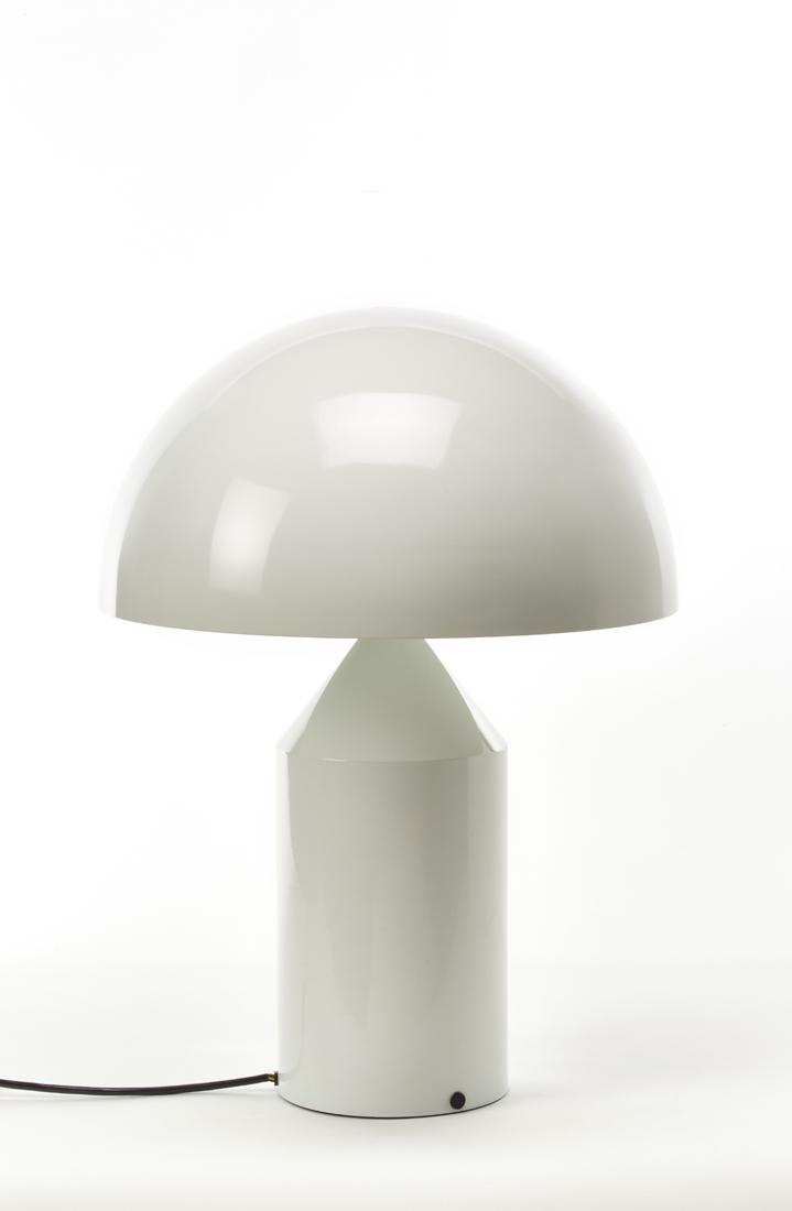 Vico Magistretti (Milano 1920 - Milano 2006) Table lamp (1 of 1)