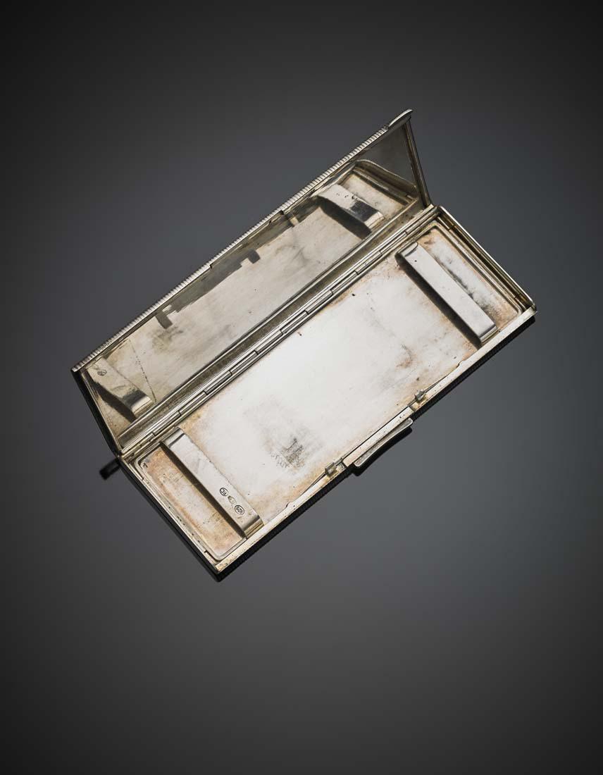 Chiselled 925/1000 silver cigarette case, cm 15x5.7x0.9 (1 of 2)