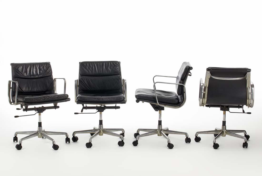 Charles Eames (1907-1978) e Ray Eames (1912-1988)  Lot (1 of 1)