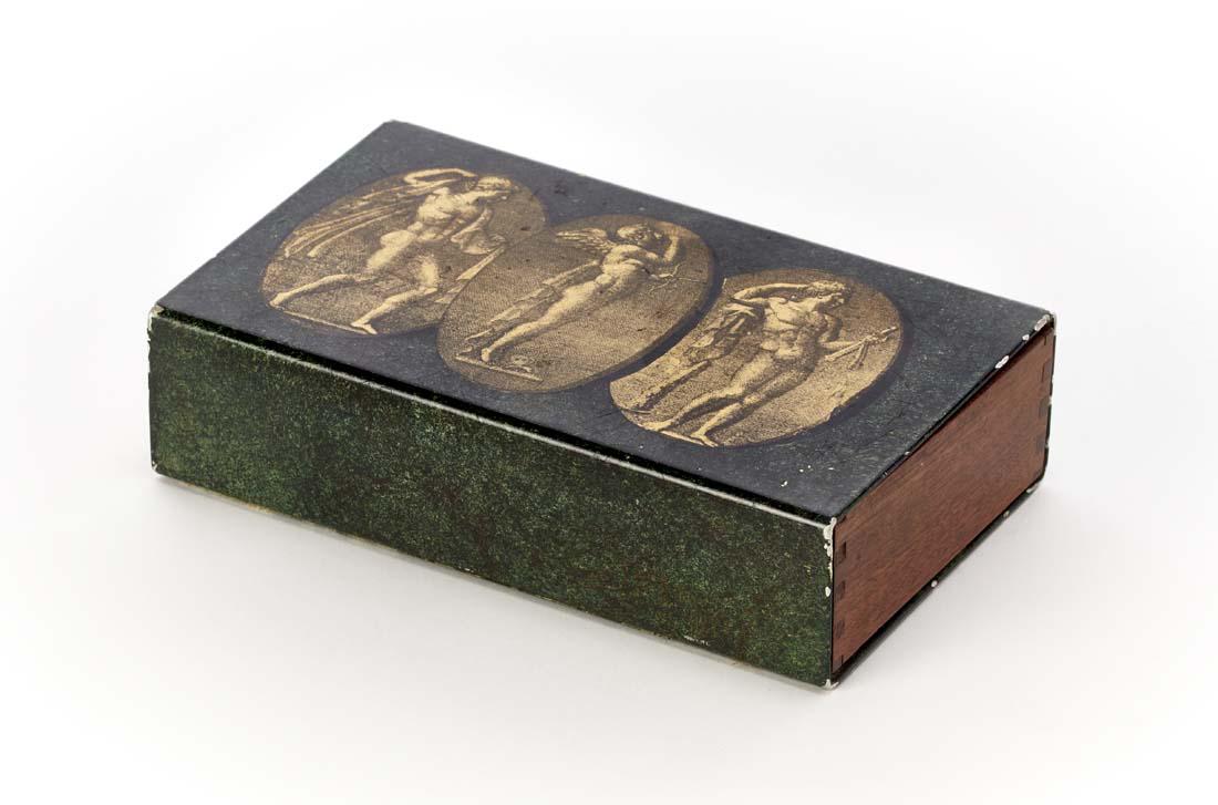 Piero Fornasetti (Milano 1913 - Milano 1988) Box of the (1 of 1)