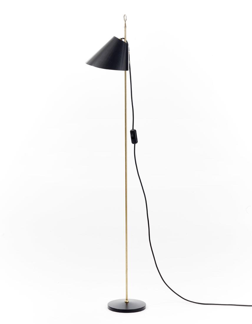 Luigi Caccia Dominioni (Milano 1913 - Milano 2016): Luigi Caccia Dominioni (Milano 1913 - Milano 2016) Floor lamp model "LTE4 Monachella". Produced by Azucena, Milan, drawing from 1953, sample from the 2000sBase in cast iron painted in black, rod in po