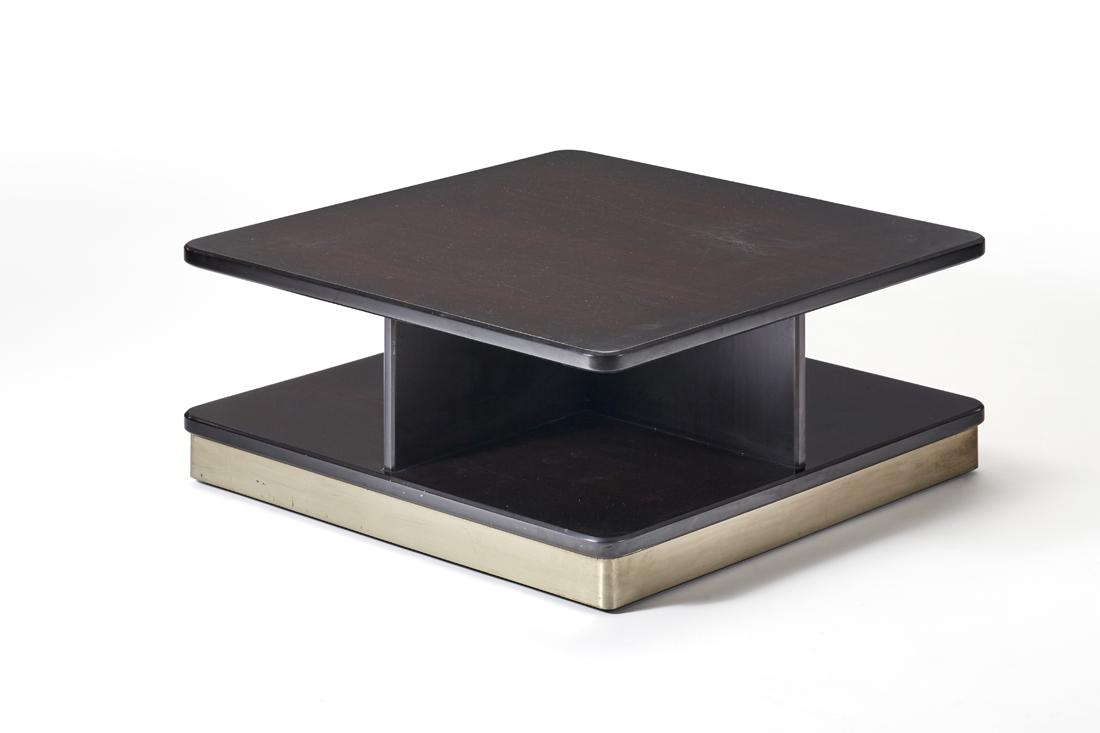 Gianni Moscatelli (1930) Square coffee table. Produced: Gianni Moscatelli (1930) Square coffee table. Produced by Formanova, Meda, 1960s. Structure in wood and brushed steel. (90x37x90 cm.) (slight defects) IT Tavolino da salotto quadrato. Produzione Forma