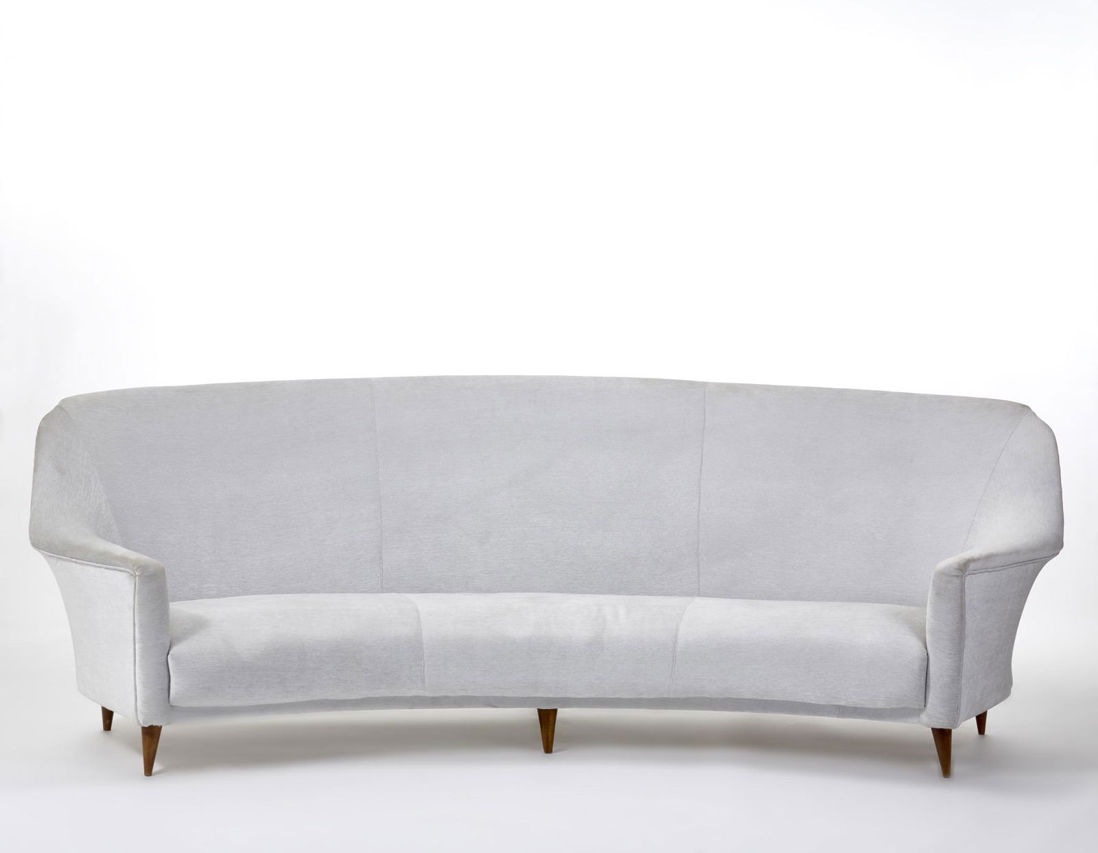 Ico Parisi (Palermo 1916 - Como 1996) Curvilinear sofa (1 of 1)