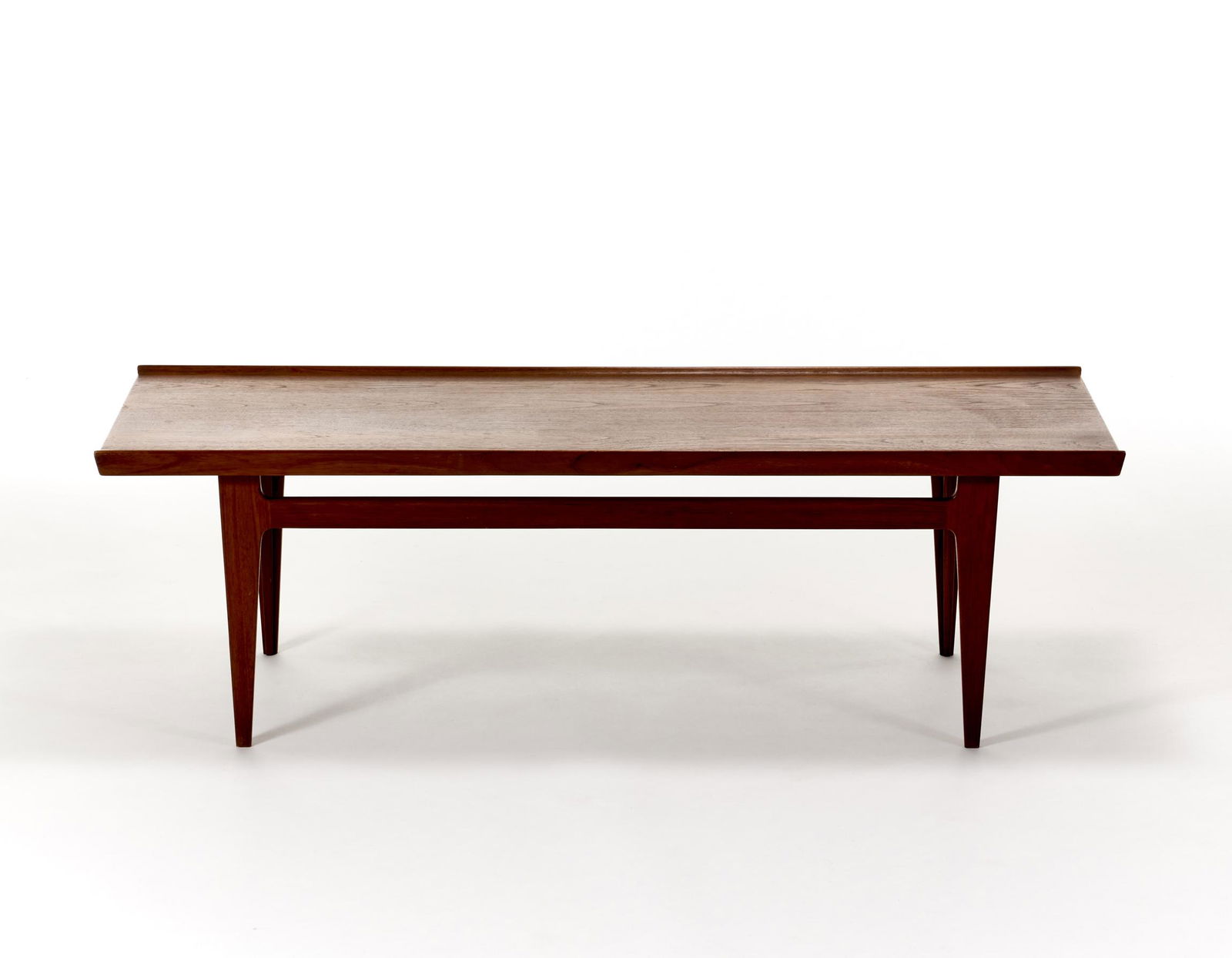 Finn Juhl (Frederiksberg 1912 - Gentofte 1989) Low (1 of 1)