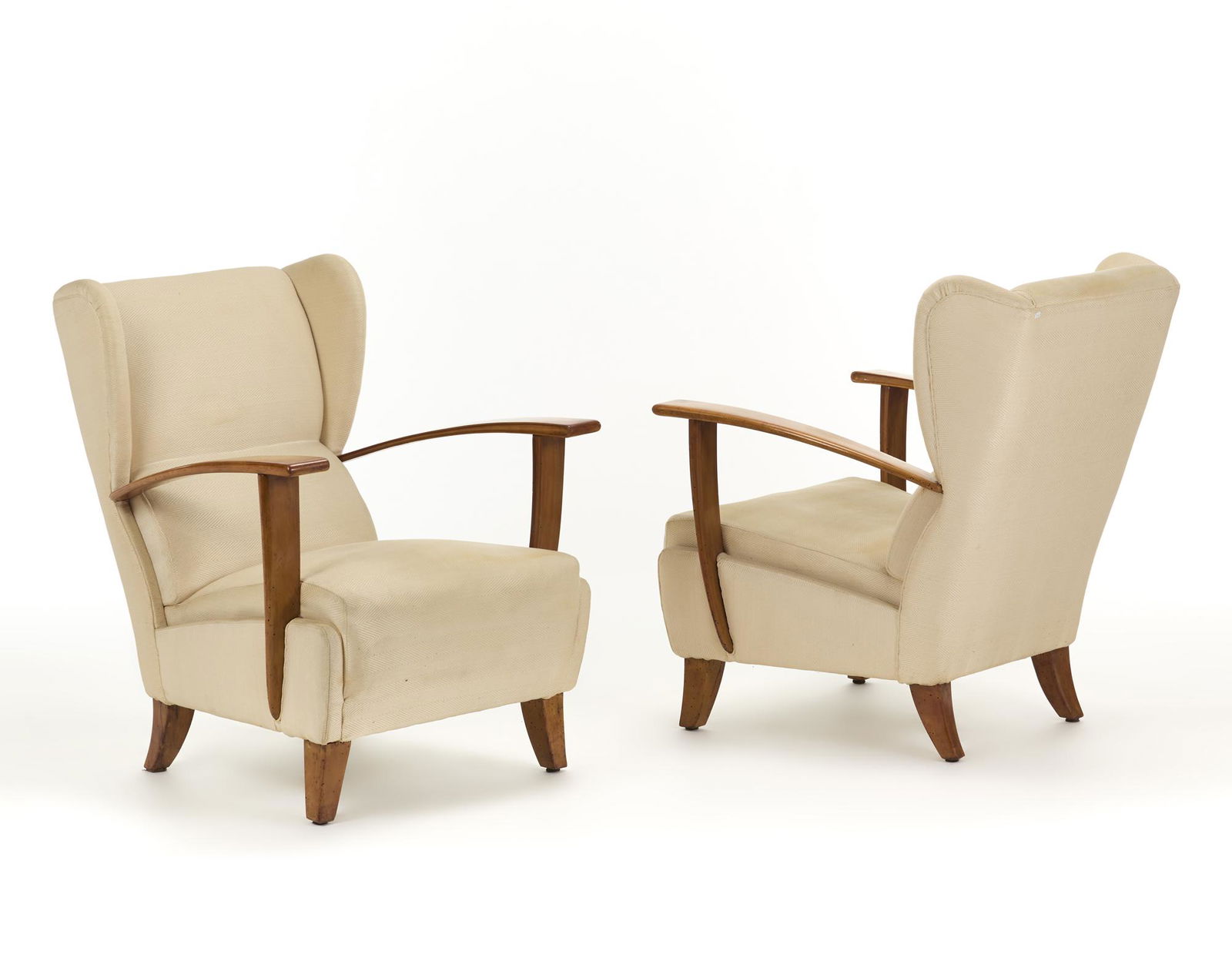 Osvaldo Borsani (Varedo 1911 - Milano 1985) Pair of bergÃ¨re armchairs model "5491". Execution by (1 of 3)