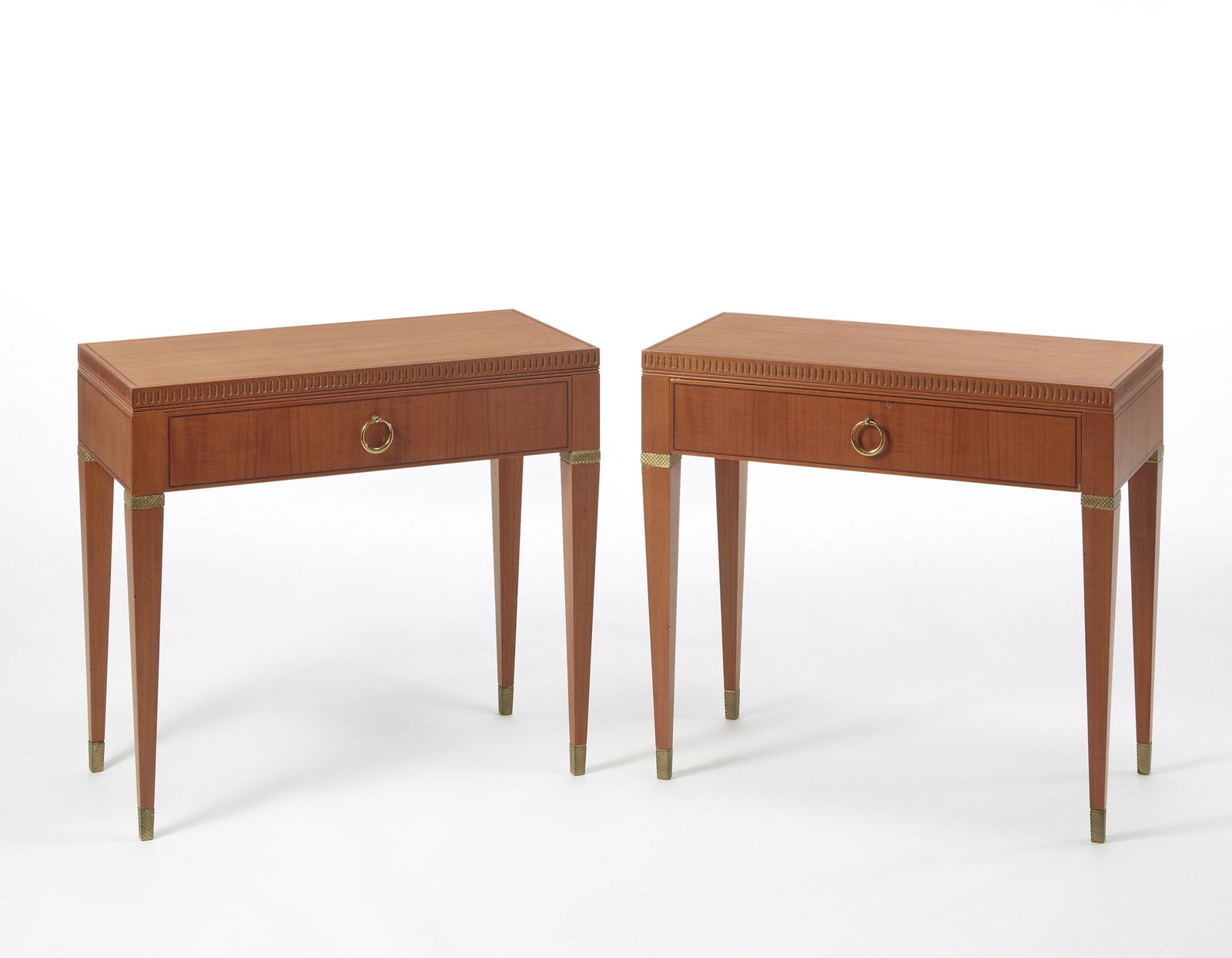 Paolo Buffa (Milano 1903 - Milano 1970) Pair of bedside tables. Probabile esecuzione F.lli Lietti fu (1 of 2)