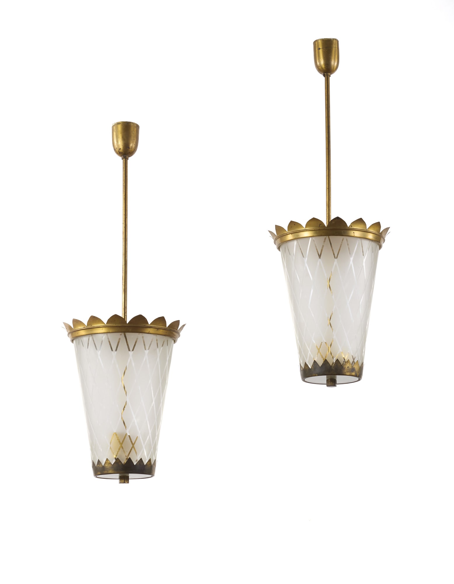Fontana Arte  (Attributed)  Pair of suspension lamps with brass frame, acid treated glass light (1 of 1)