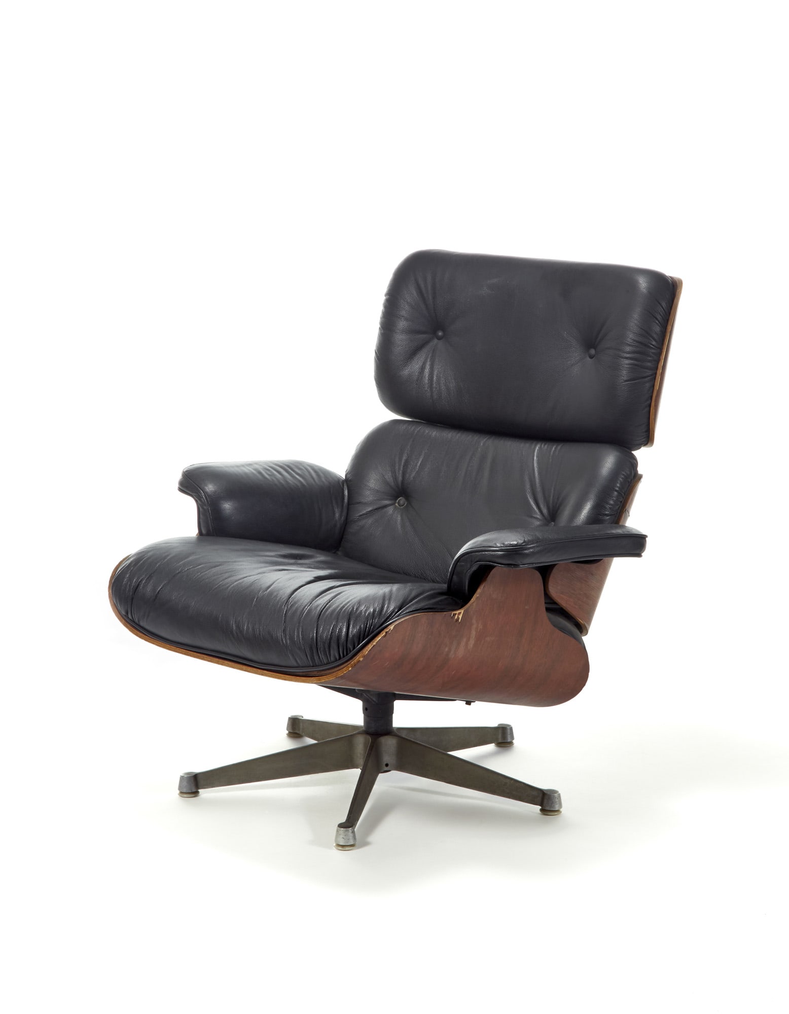Charles Eames (1907-1978) e Ray Eames (1912-1988)  Armchair model "670/B". Produced by Herman (1 of 1)