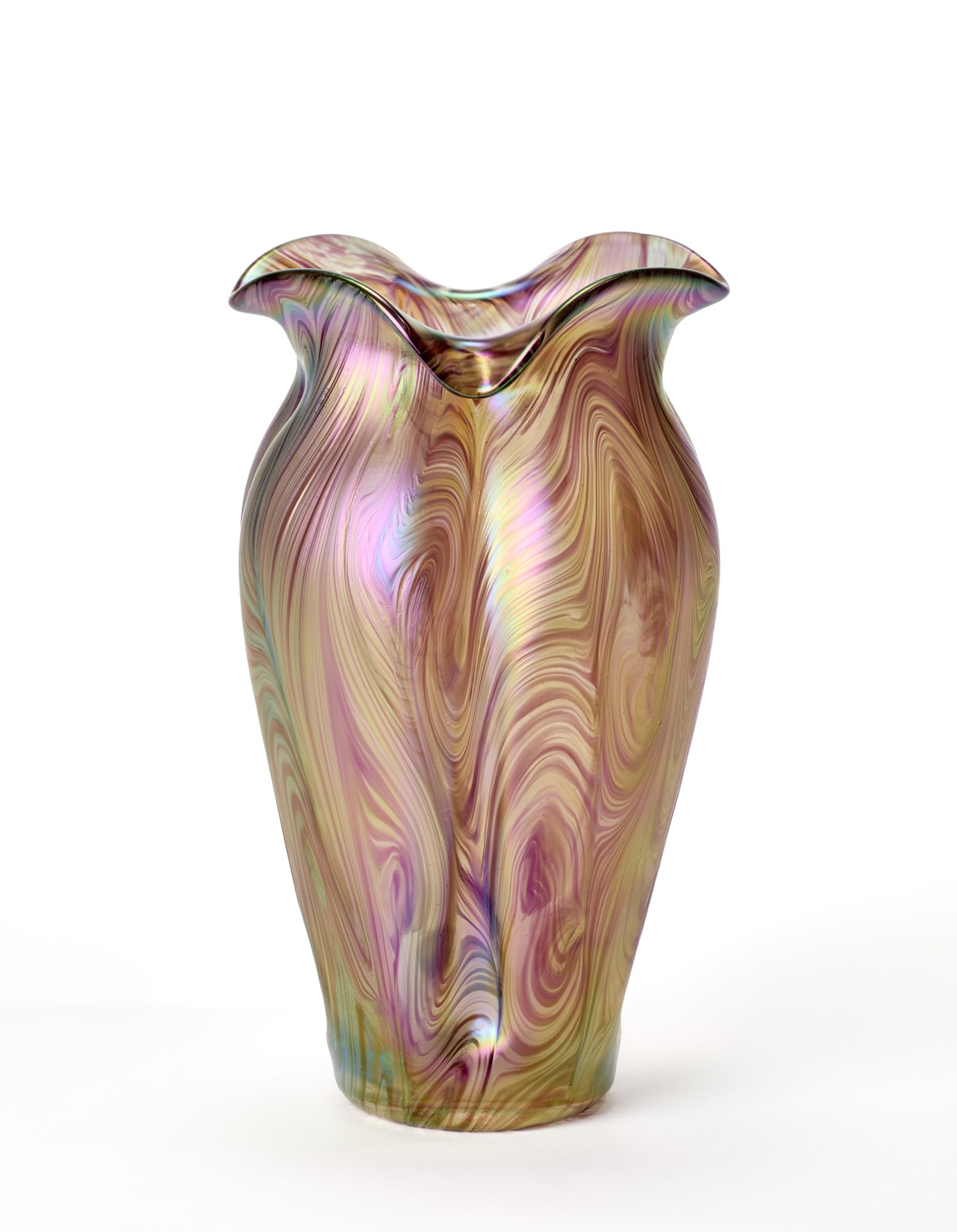 Loetz (Attributed) Ribbed blown glass vase with strongly iridescent streaks on the outer surface.: Loetz (Attributed) Ribbed blown glass vase with strongly iridescent streaks on the outer surface. Austria, first half 20th century. (h 25.5 cm.) IT (Attribuito) Vaso in vetro soffiato costolato a stri