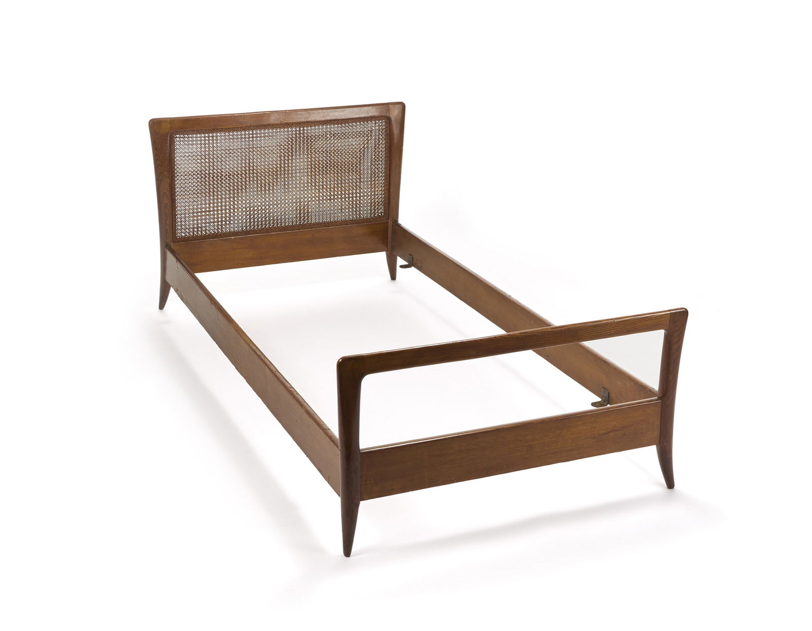 Antonio Cassi Ramelli (Milano 1905 - Capiago Intimiano 1980) Solid wood bed, headboard made of wood (1 of 1)