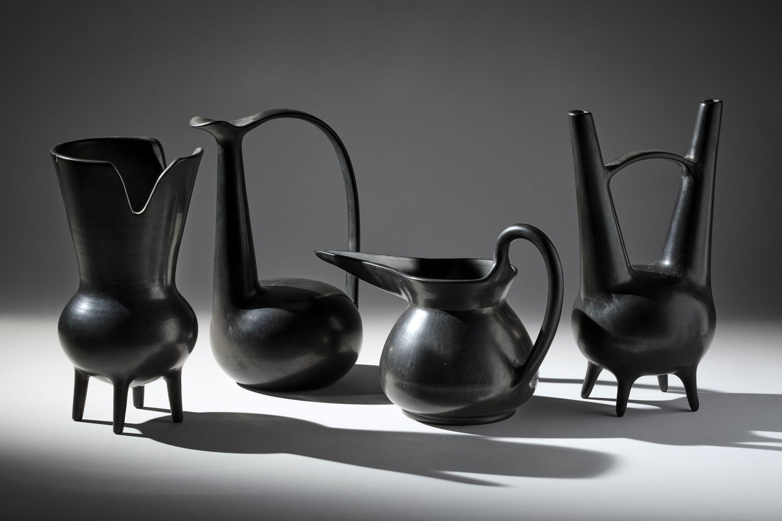 Carlo Alberto Rossi (1903-1970) e Gio Ponti (1891-1979)  Four bucchero ceramic vases. Manufacture of (1 of 3)