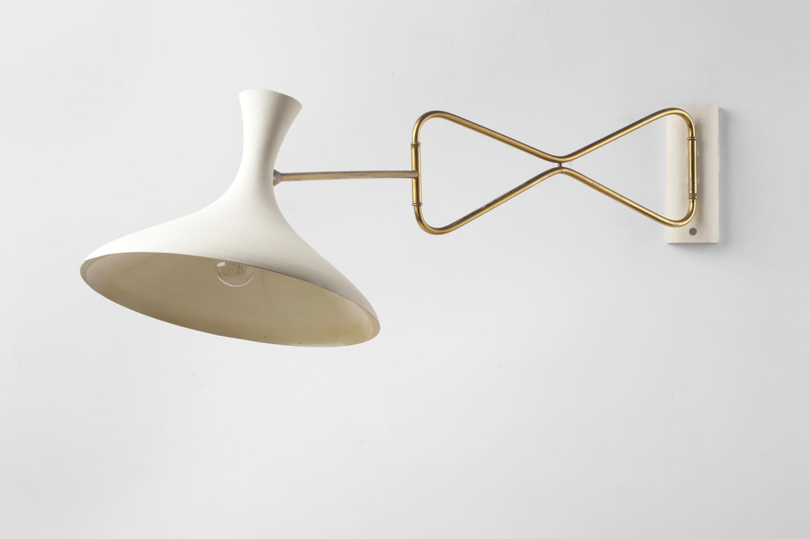 Cosack Wall lamp with articulated brass arm and white lacquered aluminium diffuser. Germany, 1950s. (1 of 5)