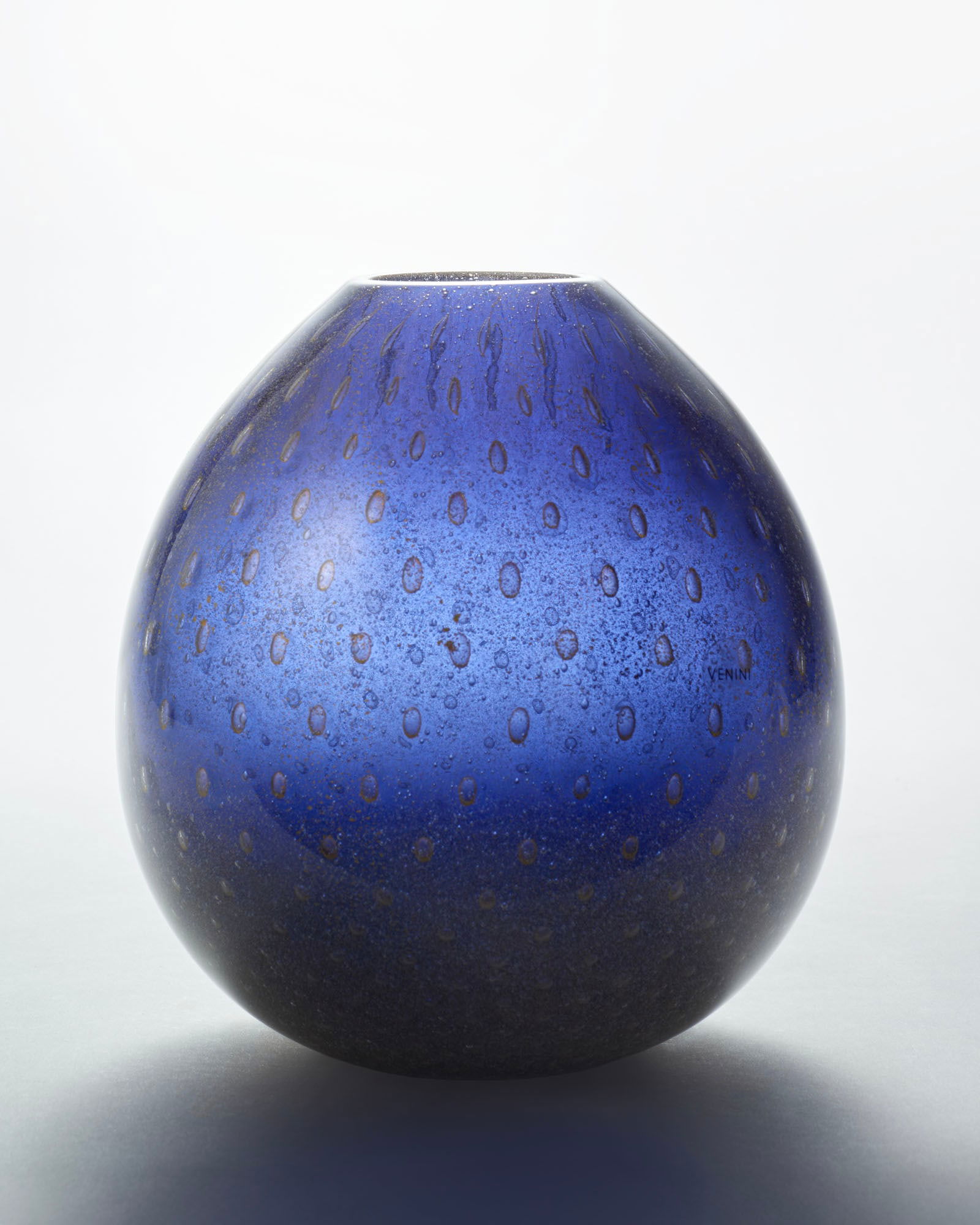 Venini Blown glass vase submerged in crystal and blue bubbles with regularly arranged bubbles and (1 of 1)