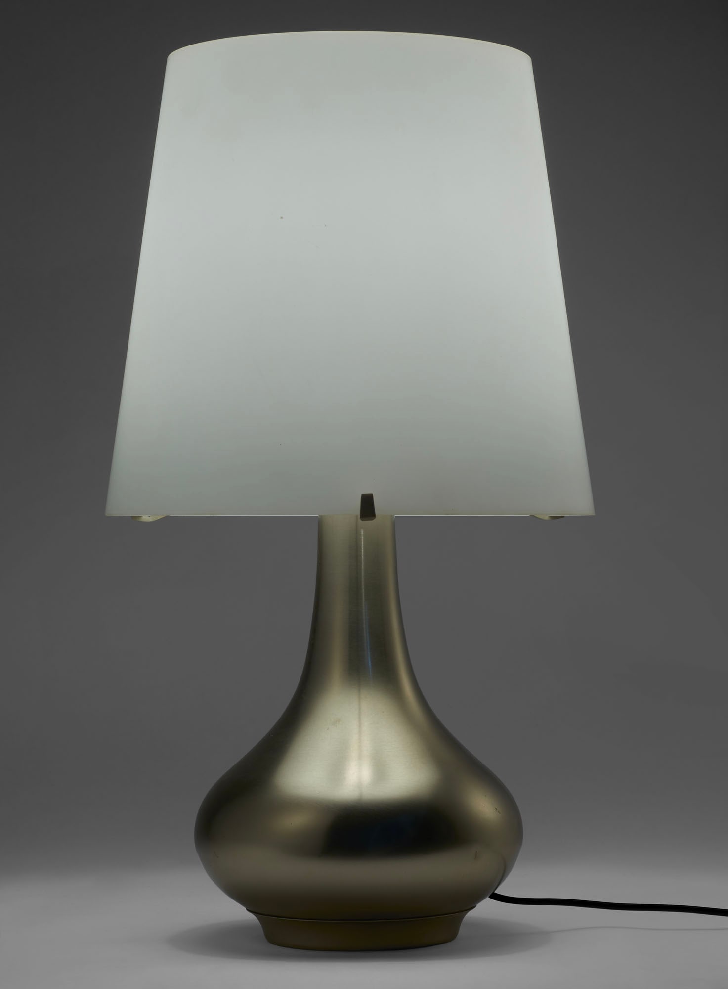 Max Ingrand (Bressuire 1908 - Parigi 1969) Table lamp model "2344". Produced by Fontana Arte, Milan, (1 of 2)