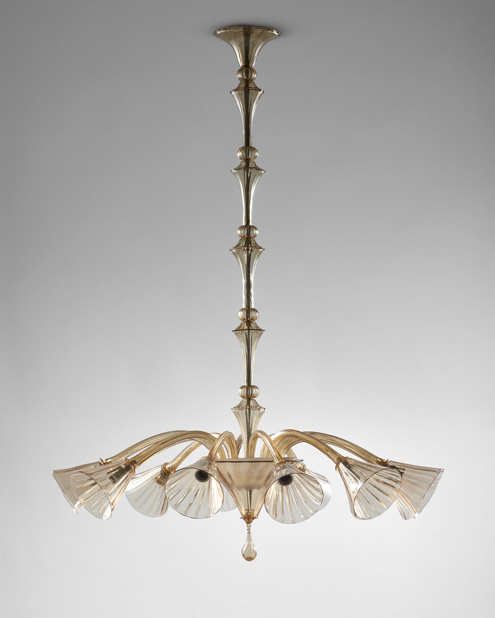 Vittorio Zecchin (Murano 1878 - 1947) (Attributed) Twelve-light chandelier. Probabile esecuzione (1 of 1)