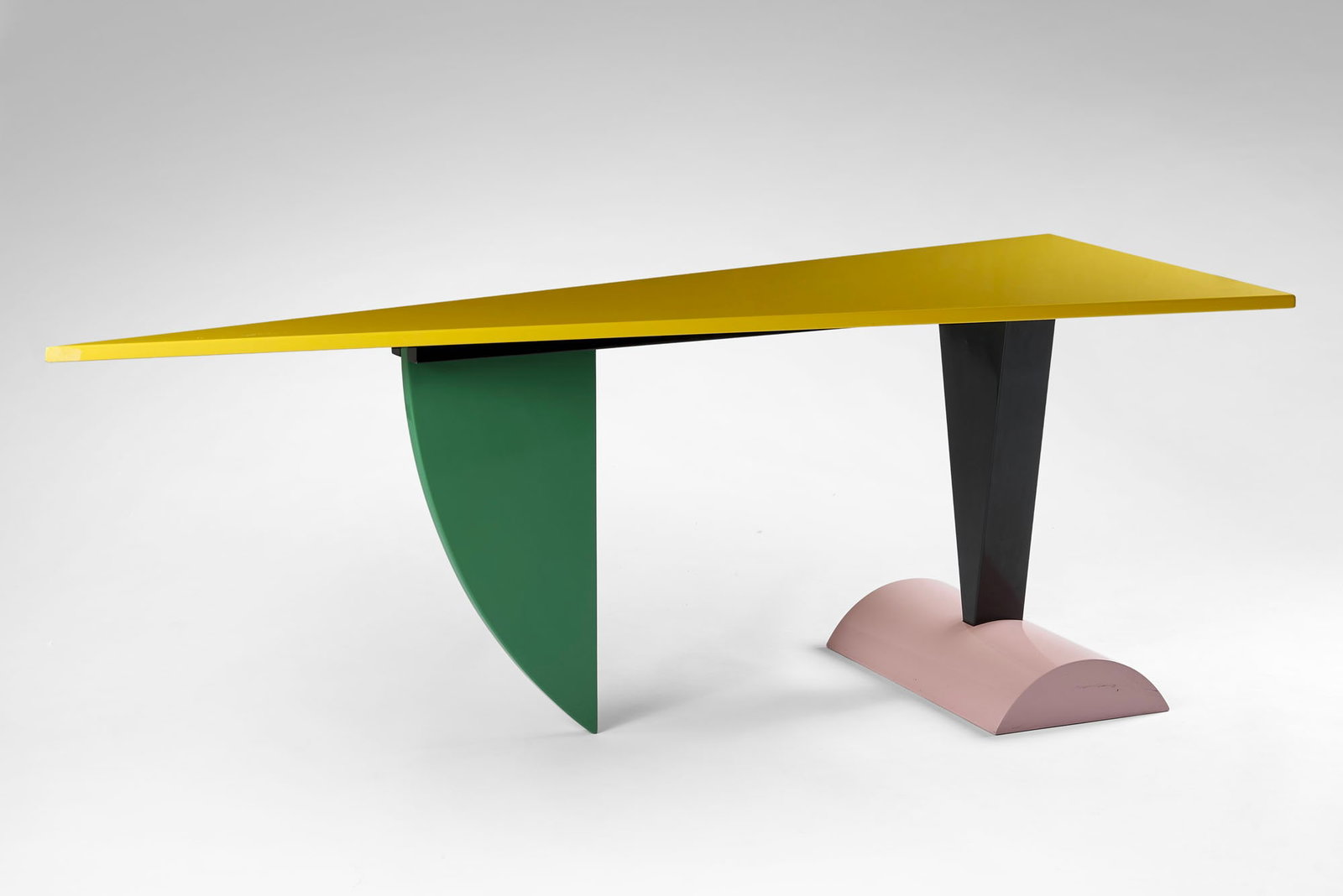Peter Shire (Los Angeles 1947) Table model "Brazil". Produced by Memphis, Milan, 1981. Frame made of (1 of 2)