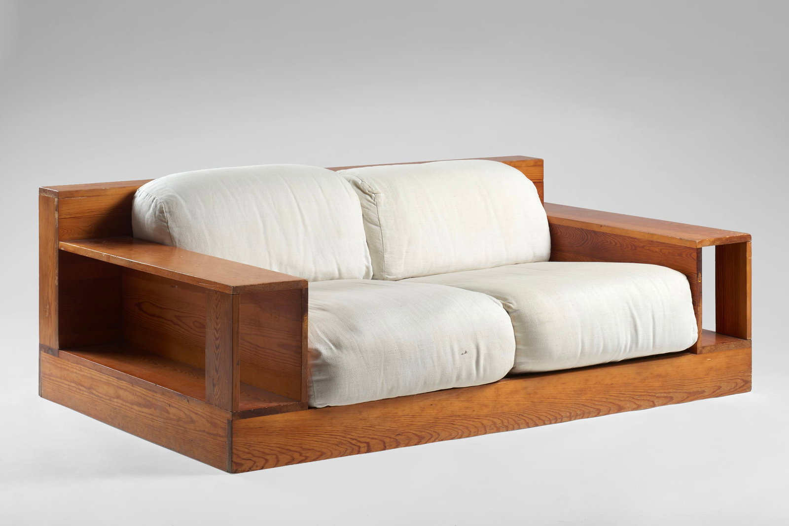 Gianfranco Fini Two-seater sofa of the series "Regolo". Produced by Poltronova, Florence, 1975. (1 of 1)