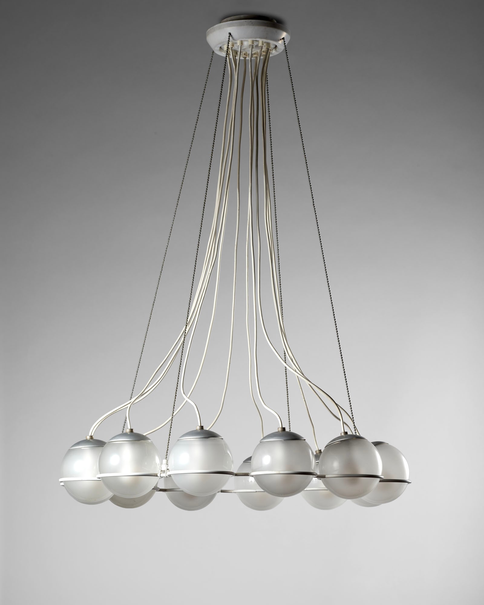 Gino Sarfatti (Venezia 1912 - Gravedona 1985) Suspension lamp model "2109/12". Produced by Arteluce, (1 of 4)