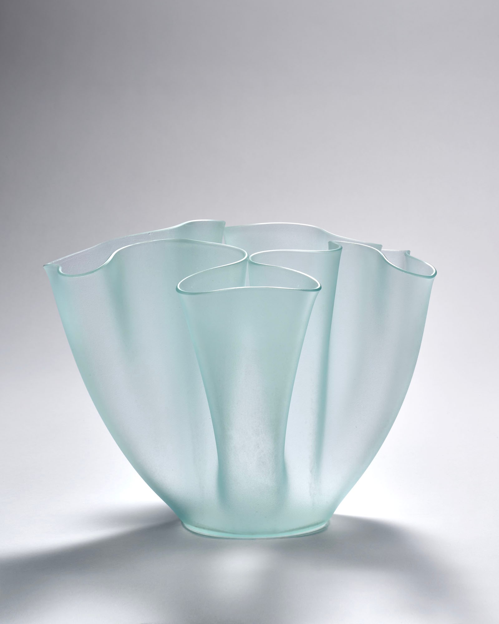 Pietro Chiesa (Milano 1892 - Parigi 1948) “Cartoccio?? vase. Manufacture of Fontana Arte, Milan, (1 of 1)