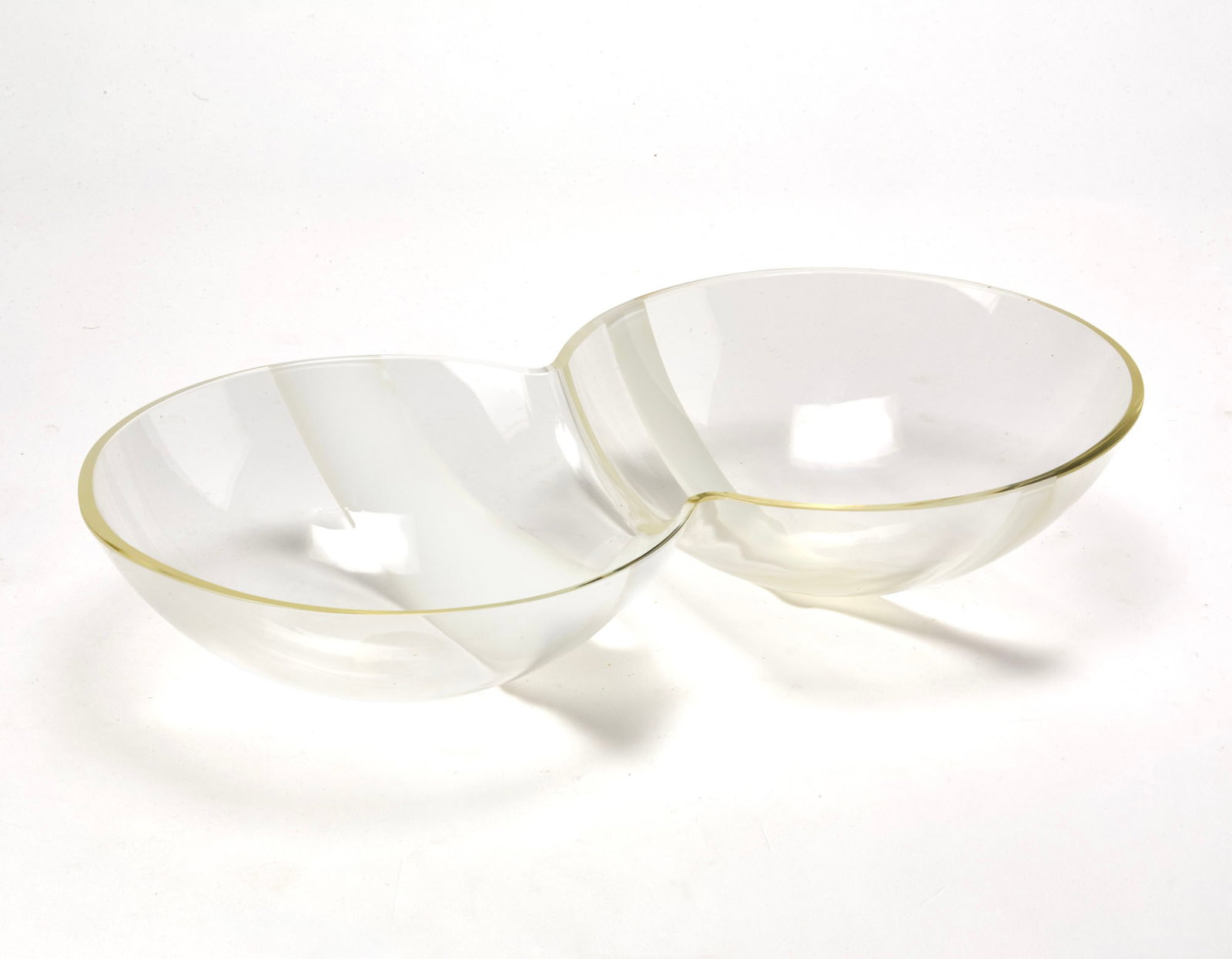 Carlo Nason (Murano 1935) Double-bodied circular crystal centerpiece in blown crystal glass with: Carlo Nason (Murano 1935) Double-bodied circular crystal centerpiece in blown crystal glass with lattimo bands. Murano, 1970s. (45x24.5 cm.) IT Centrotavola cristallo a doppio corpo circolare in vetro