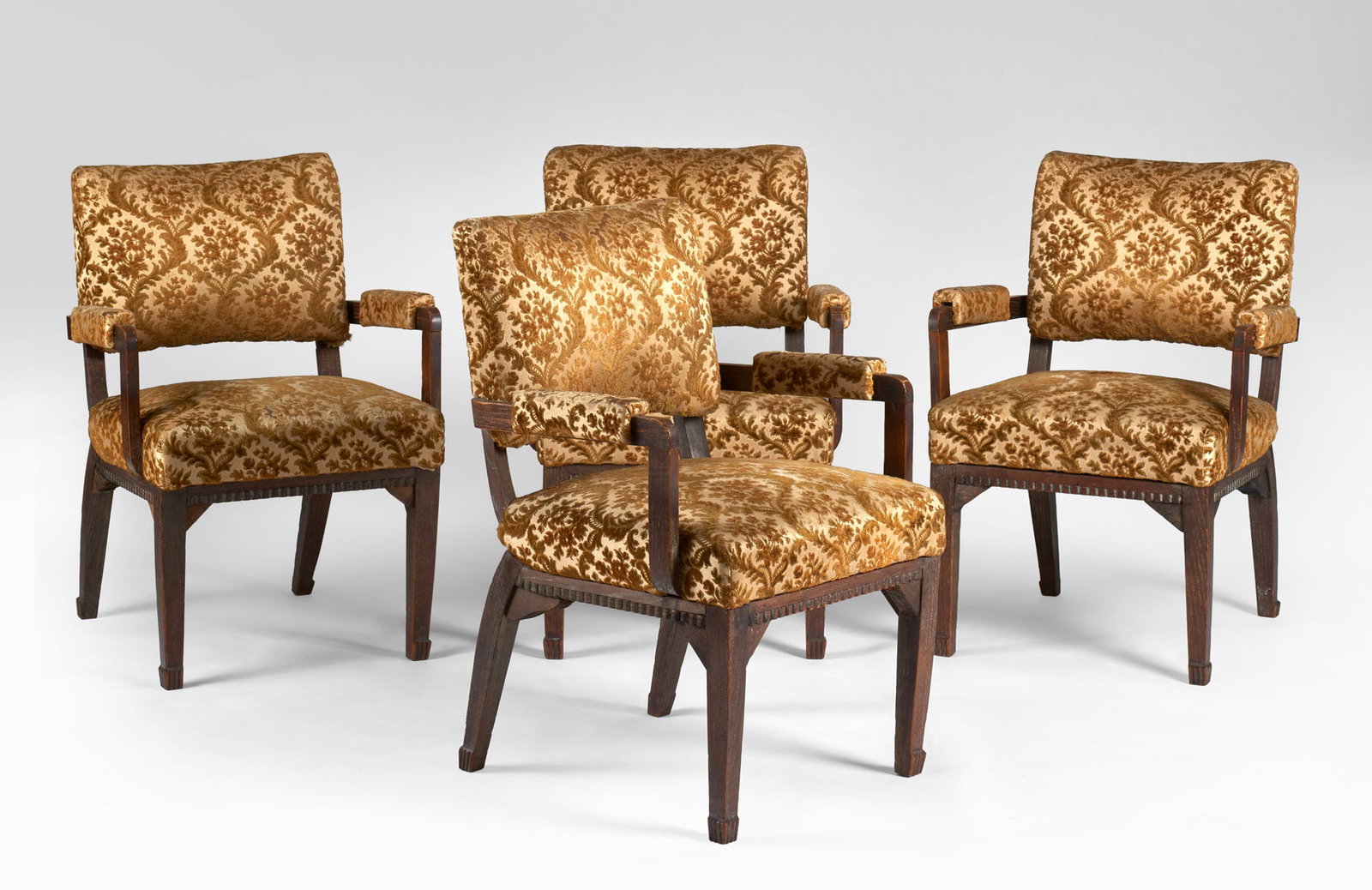 Pier Luigi Colli (Torino 1895 - 1968) Four armchairs. Turin, 1930s. Solid oak wood carved and (1 of 1)