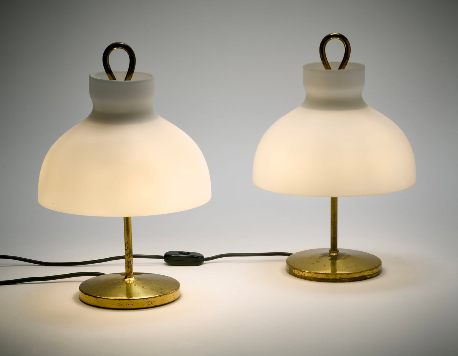 Ignazio Gardella (Milano 1905 - Oleggio 1999) * Pair of table lamps model "LT4 Arenzano". Produced (1 of 1)