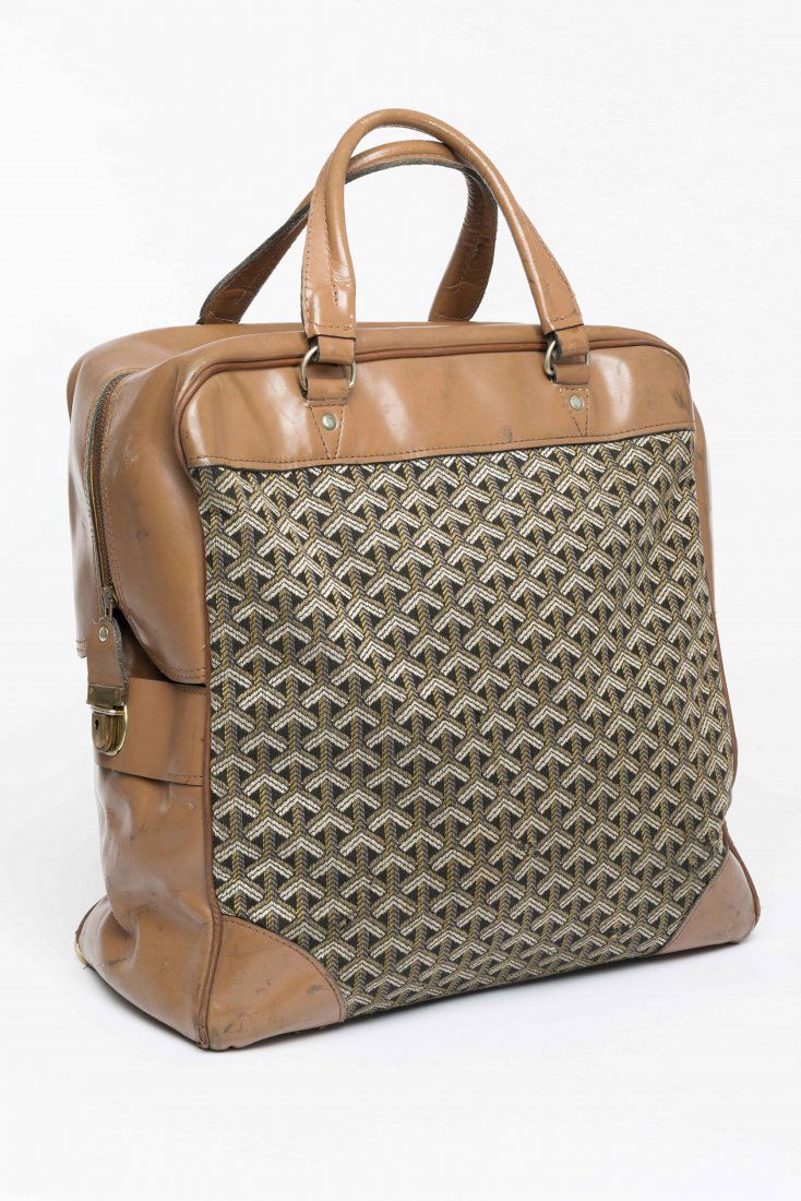 Goyard Paris 233 Rue Saint-HonorÃ¨: bag with rigid base: Goyard Paris 233 Rue Saint-Honorè: bag with rigid base (37x38x18cm) (defects)