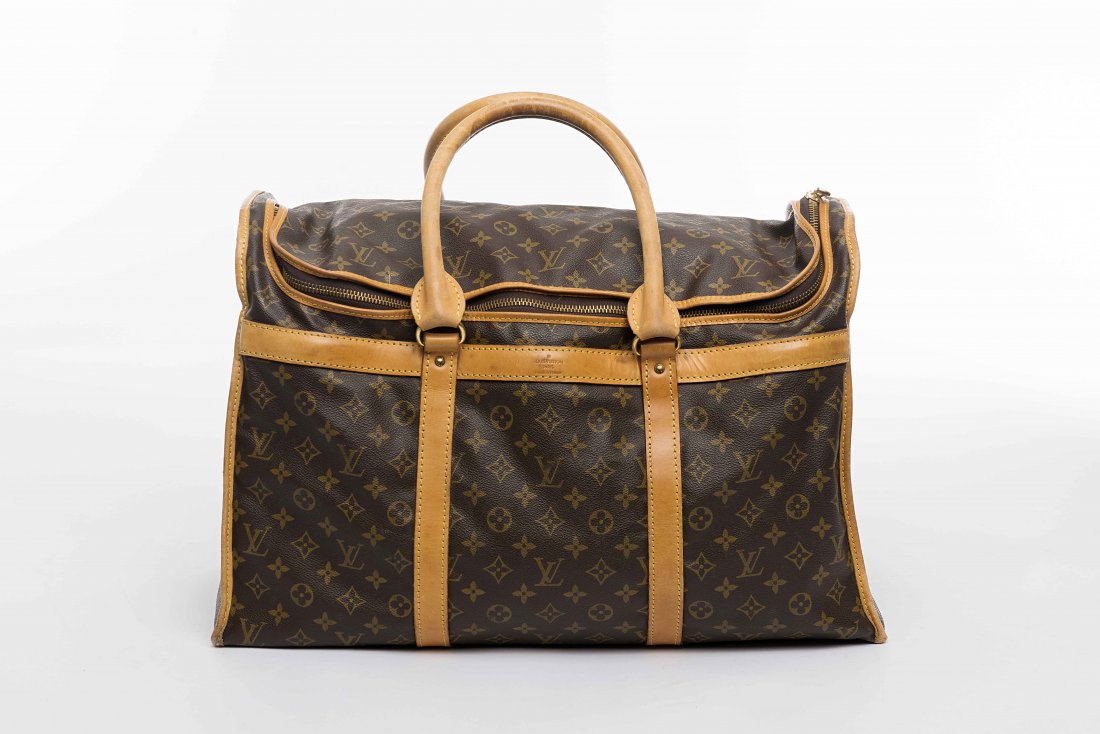 Louis Vuitton: travelling bag shoe rack (width 54cm) (1 of 1)