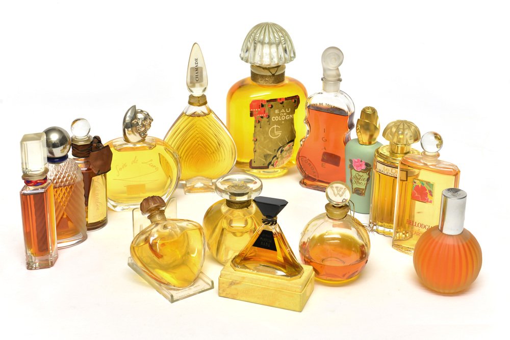 BALENCIAGA, GUERLAIN, CARON, JACOMO, CORDAY E ALTRI Ãš (1 of 1)