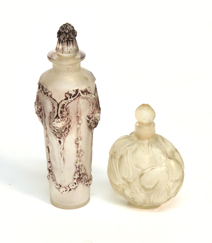 LALIQUE Francia due bottiglie portaprofumo in vetro (1 of 1)