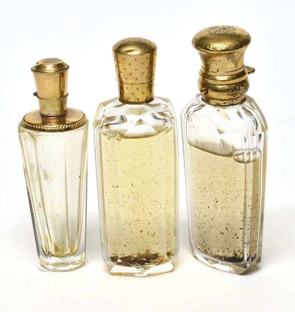 Manifatture diverse. Lotto di tre boccette portaprofumo (1 of 1)