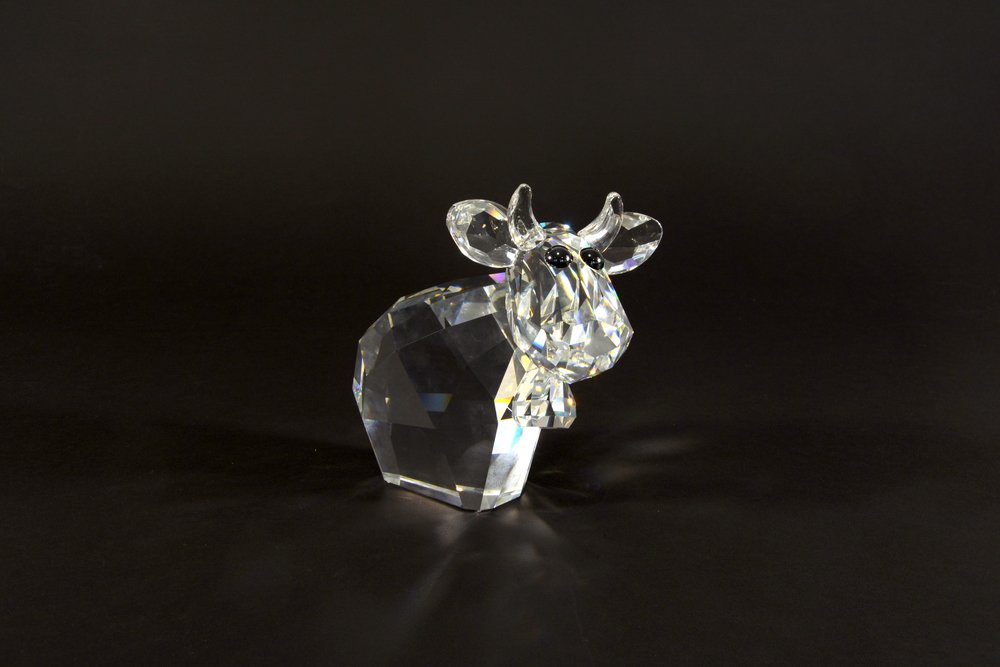 SWAROVSKI, "Missy Mo", scultura in cristallo: SWAROVSKI, "Missy Mo", scultura in cristallo sfaccettato (cm 18x18), con certificato di autenticitÎ± e custodia originale