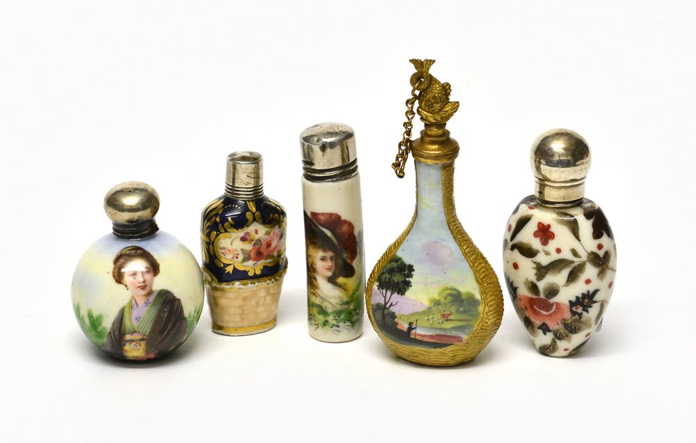 Manifattura del sec. XIX/XX. Lotto di cinque (1 of 1)