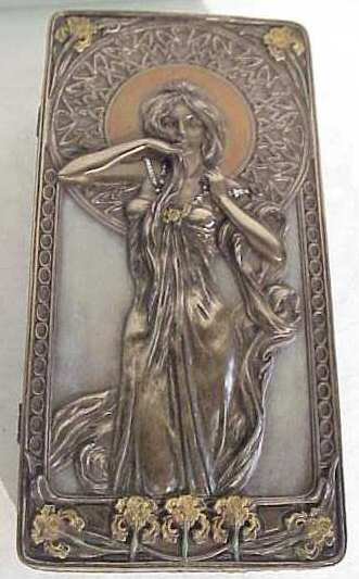 Art Nouveau style lidded box with a beauty and  - 2